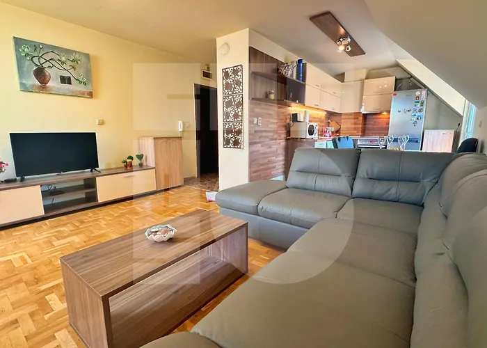 Apartment The Highground Hideout